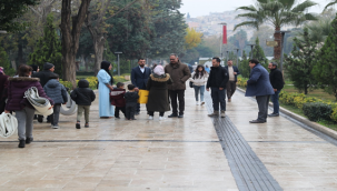 Eyyübiye Belediye Başkanı Mehmet Kuş, Tarihi Çarşılarda Esnafla Buluştu