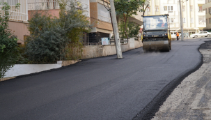 Haliliye belediyesi ile hummalı sıcak asfalt çalışmaları tamamlanıyor