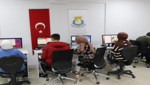 Haliliye Belediyesi'nin Açtığı Bilgisayar Kursuna Yoğun İlgi Sürüyor
