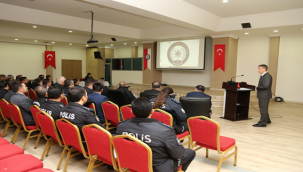 Müdür Ulucan, Brifing Aldı