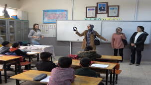 Suruç ta İlk Öğretim öğrencilerine İşitme testi taraması yapılıyor