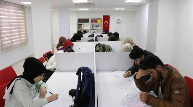 Üniversite  hazırlanan Gençlerden Haliliye' Belediyesi ile ter döktü 