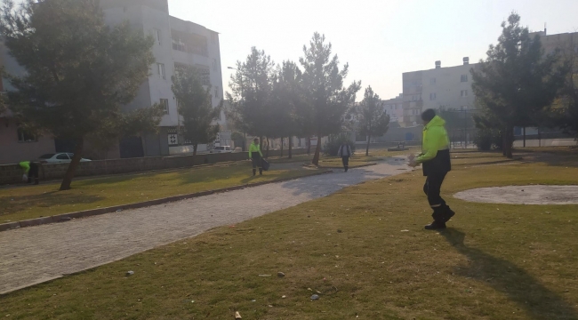 Viranşehir'de parklarda rutin çalışmalar sürüyor 