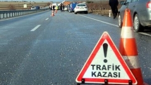 Askeri kamyonet TIR'a çarptı: 2 askerimiz şehit oldu