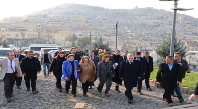 Bakan Yardımcısı Yavuz, Büyükşehir'in Çalışmalarına Hayran Kaldı