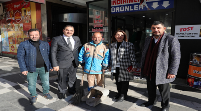 Başkan Canpolat İle Vekil Açanal'dan Esnaf Gezisi