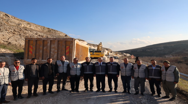 Büyükşehir Belediyesinden 7 Mahalleyi Kapsayan Yol Çalışması