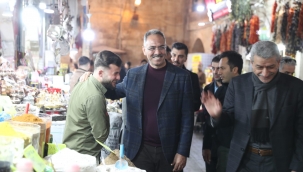 Eyyübiye Belediye Başkanı Mehmet Kuş Esnafı Ziyaret Ederek Taleplerini Dinledi