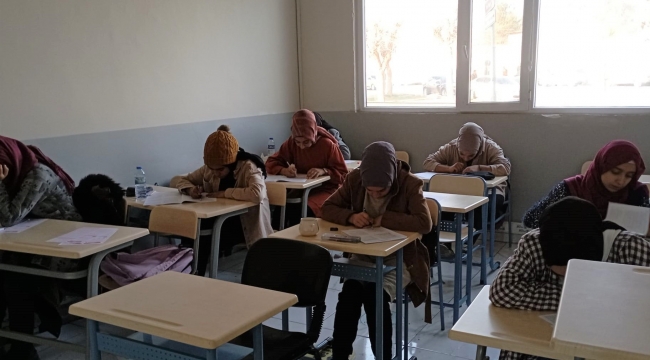 Eyyübiyeli Gençler Ücretsiz Deneme Sınavına Katıldı