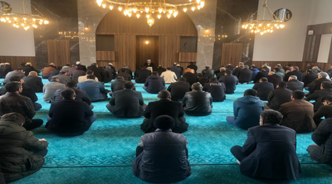Hacı Halil Kaymaz Camii Dua'larla İbadete Açıldı