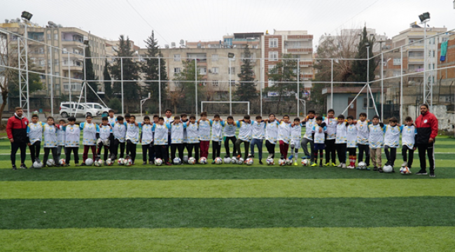 Haliliye Belediyesi Futbol Okulu İle Geleceğin Yıldızları Yetişiyor