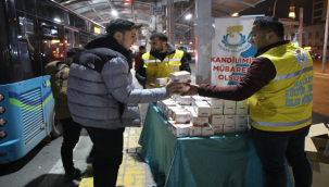 Haliliye Belediyesinden Vatandaşlara Kandil Simidi İkramı 