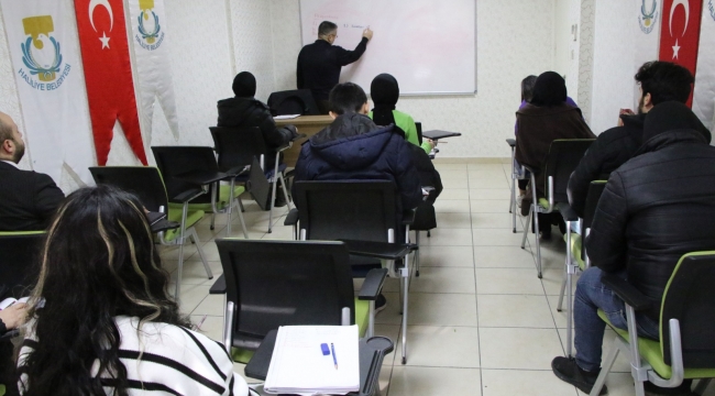 Haliliye'de Gençlere bilgisayar ve İngilizce kursu