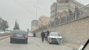 Urfa"da trafik kazası, 2 yaralı