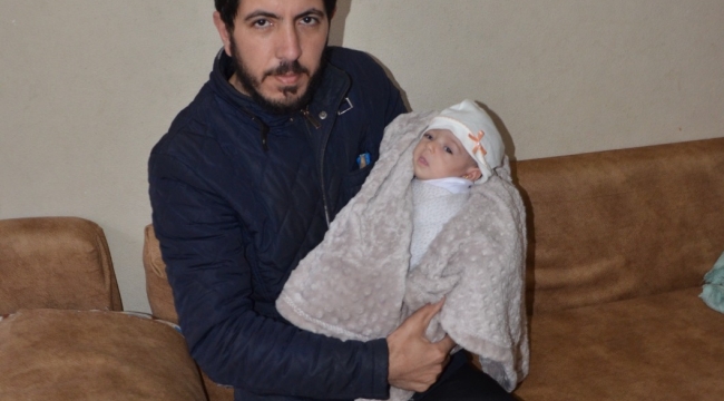 2 gün sonra enkazdan çıkartılan 2 aylık Fatma bebek, Şanlıurfa'da
