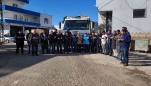 28 Tır 8 Kamyonet ve 14 Kamyon Uğurlandı