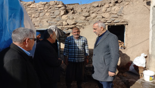 Başkan Bayık, Gölcük Depremzedelerini Ziyaret Edip İhtiyaçlarını Karşıladı