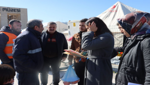 Büyükşehir Çadırlarda Kalan Depremzedeleri Yalnız Bırakmıyor