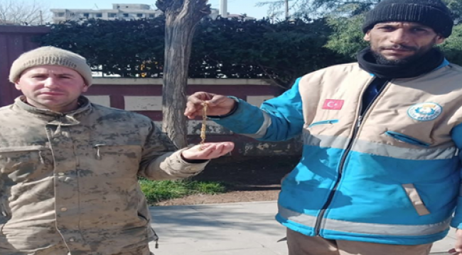 Haliliye Temizlik Personelinden Adıyaman'da Örnek Davranış