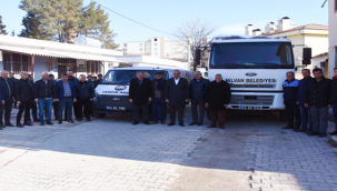 Hilvan'dan Deprem Bölgesine Yardım Eli