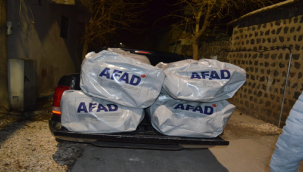 Hırsızlar deprem bölgesinde çadırlara dadandı