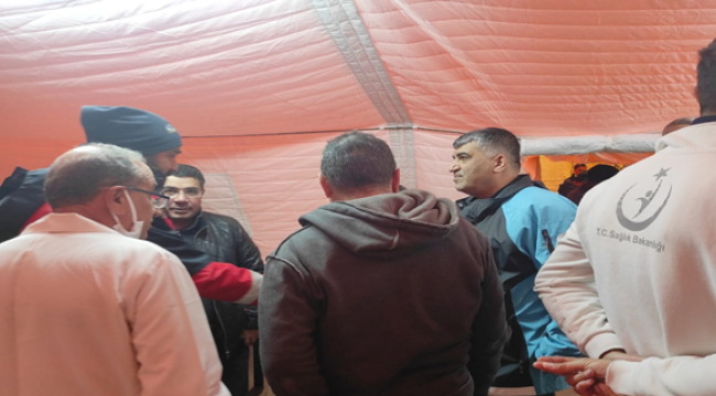 Müdür Gülüm Adıyaman'daki sağlık çalışanlarını ziyaret etti