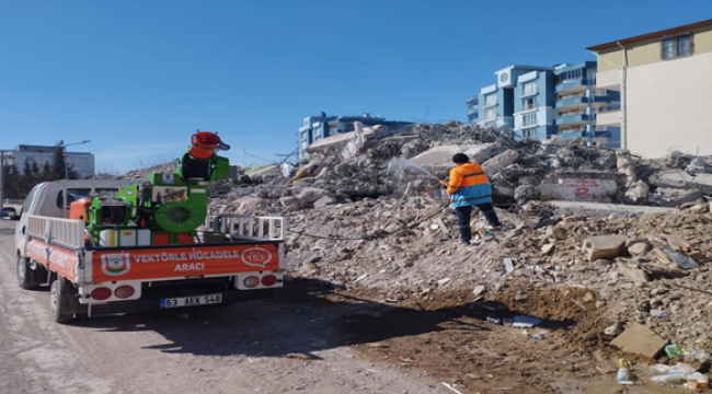 Şanlıurfa Büyükşehir'den Adıyaman'da İlaçlama Çalışması