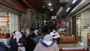 Tarihi Çarşıda Yoğunluk Başladı