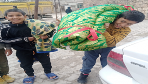 Urfalı çocuklar kendi yataklarını gönderdi