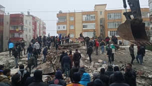 Vali Ayhan açıkladı: Depremde 18 kişi hayatını kaybetti, 30 kişi yaralandı