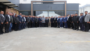 Vali Ayhan, Korucu başlarıyla bir araya geldi