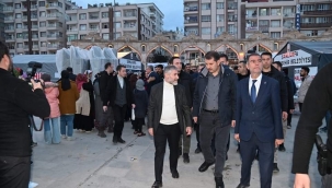 Bakan Nebati, çadırda iftar yaptı