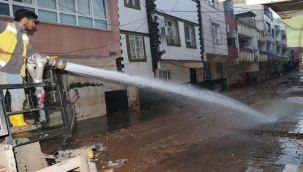 Büyükşehir cadde ve sokakları eski haline getiriyor