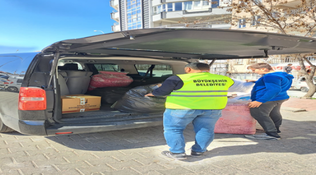 Büyükşehir'den engelli bireylere tekerlekli sandalye