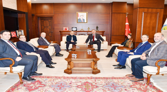 Prof. Dr. Mehmet Tahir Güllüoğlu, Rektörlük Görevini Devraldı