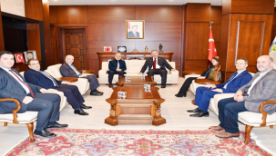 Prof. Dr. Mehmet Tahir Güllüoğlu, Rektörlük Görevini Devraldı