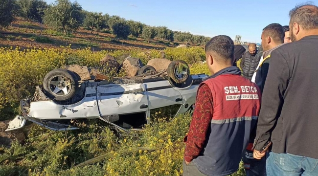 Şanlıurfa'da araç şarampole yuvarlandı 