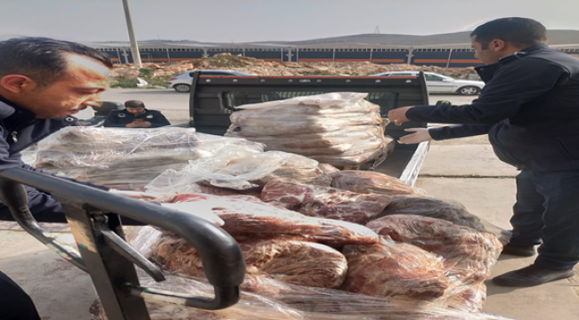 Şanlıurfa'da tonlarca tarihi geçmiş tavuk ve ciğer imha edildi
