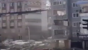 Stat apartmanını yıkımına başlandı