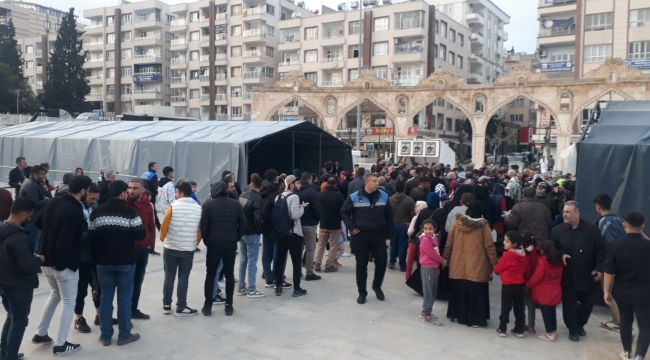Urfa'da yıllar sonra iftar çadırı kuruldu 