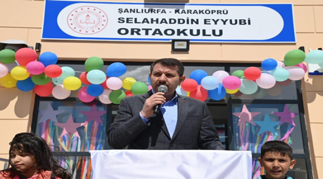 Vali Ayhan, iki okulun açılışını yaptı