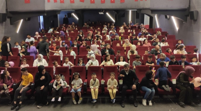 23 Nisan'da çocuklara "Galaktik Tayfa" 