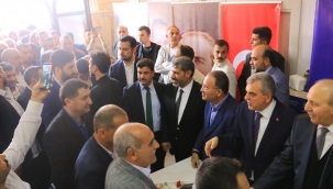 AK PARTİ BAYRAMLAŞMA PROGRAMINA VATANDAŞLARDAN YOĞUN KATILIM  