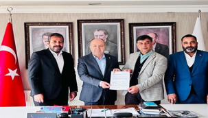 Anavatan il Başkanı Aslan, aday adayı oldu