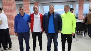 Başkan Ekinci, Viranşehir Belediyespor'a başarılar diledi 