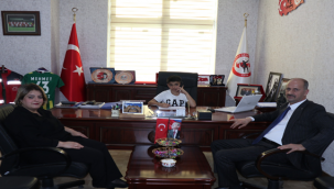 Başkan Yavuz'un Koltuğuna Şehit Oğlu Hüseyin Oturdu