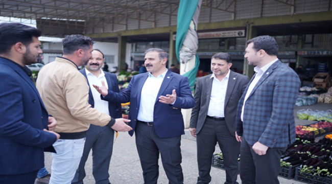 Emin Yetim Hal Pazarını esnafının sorunlarını dinledi