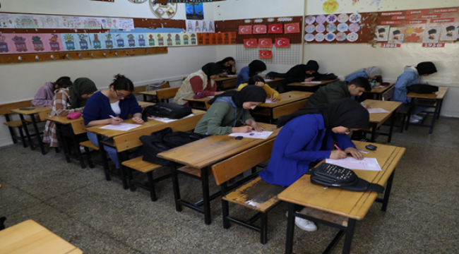 Haliliye Belediyesi İle Gençler Üniversite Sınavına Hazırlanıyor 