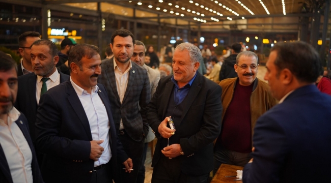 İYİ Parti'nin Adayı Yetim basınla bir araya geldi
