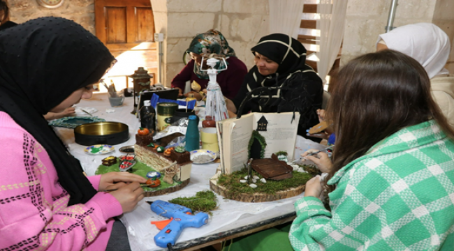 Renklerin Sanatla Buluştuğu Atölyelere Yoğun İlgi 